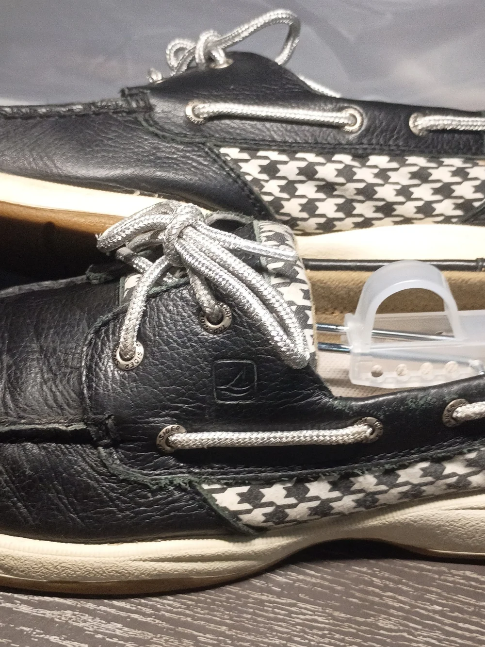 Sperry Black Leather Moc-Toe Boat Shoes. Cream Soles. Men's Fit 10.5 (Label 11)